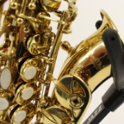 Stewart Ellis sopraan saxofoon beker met gravure detail