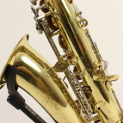 Yamaha YAS-25 alt saxofoon beker en body detail