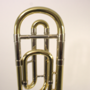Detail van het F-ventiel op Vincent Bach 42B trombone