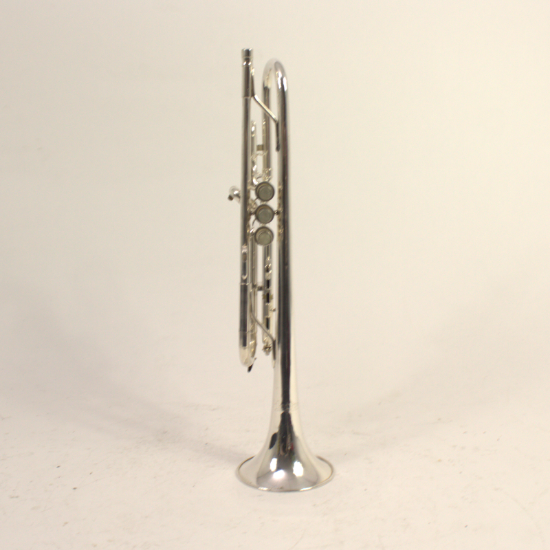Holton Bb Trompet ST602 vooraanzicht