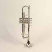 Yamaha YTR-5335GSII Bb Trompet verzilverd vooraanzicht