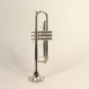 Yamaha YTR-5335GSII Bb Trompet verzilverd vooraanzicht