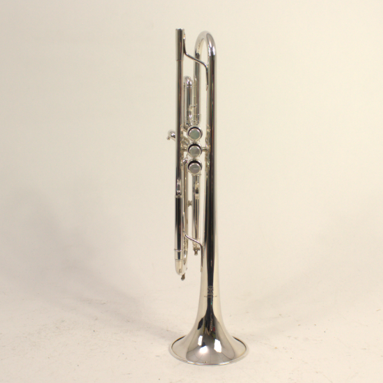 Yamaha YTR-5335GSII Bb Trompet verzilverd vooraanzicht