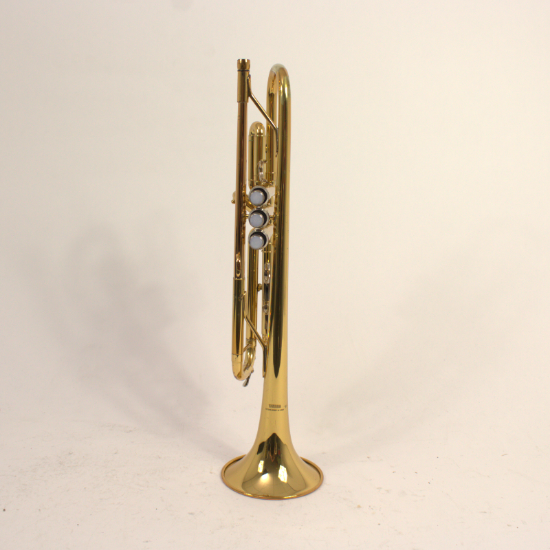 Yamaha YTR-2335 Bb Trompet gelakte uitvoering